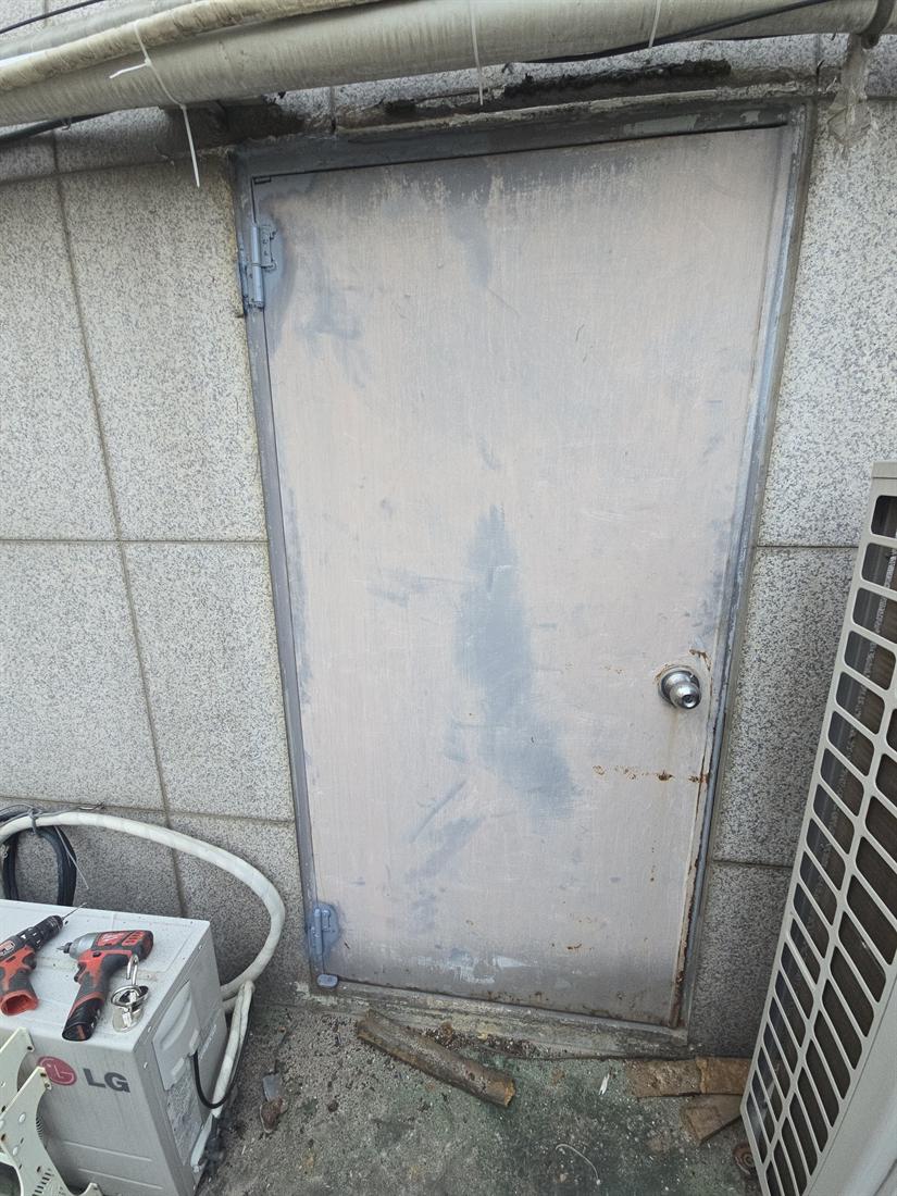 성북구 빌딩 방화문 용접 시공 후